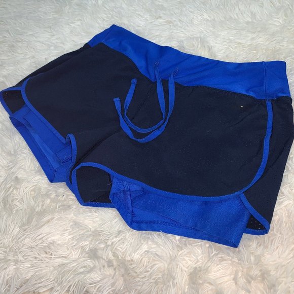 Avia Eyelet Workout Shorts - Picture 1 of 2